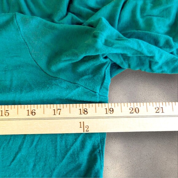 Simply Emma 3/4 Sleeve Green V-Neck Blouse Top - Picture 11 of 12